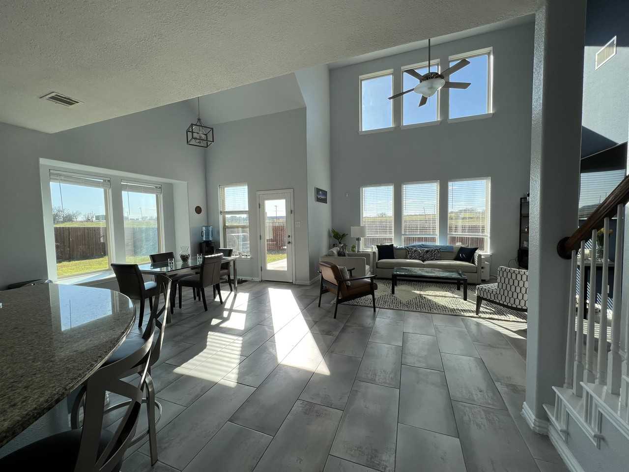 200 Hot Spring Vly #1 - Photo 6 of 26