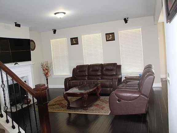 955 Ryecroft Ln #1 - Photo 6 of 12