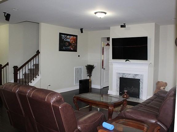 955 Ryecroft Ln #1 - Photo 7 of 12