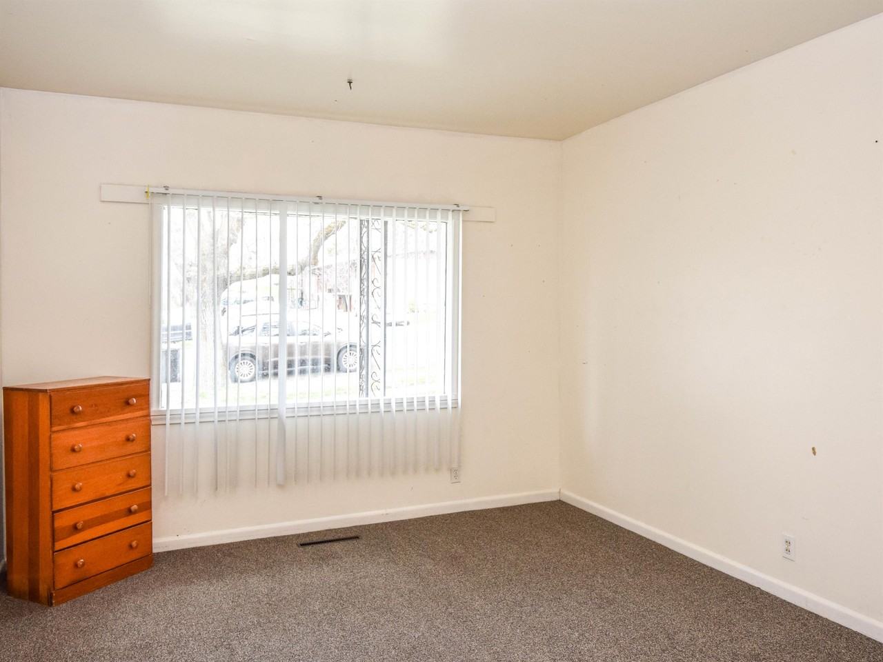 632 E 600 N #1 - Photo 4 of 9