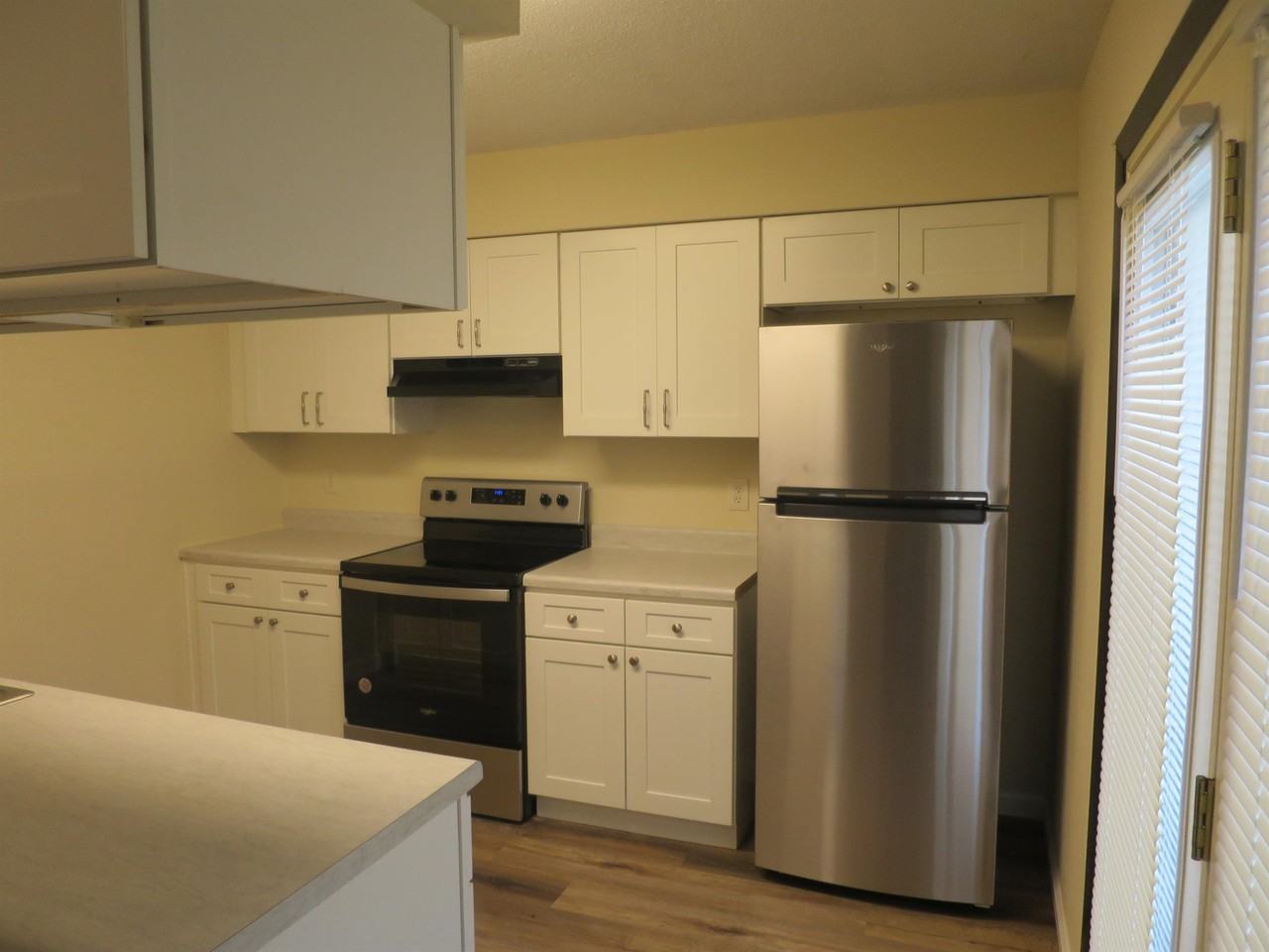 9004 Creekside Ln #C - Photo 4 of 17