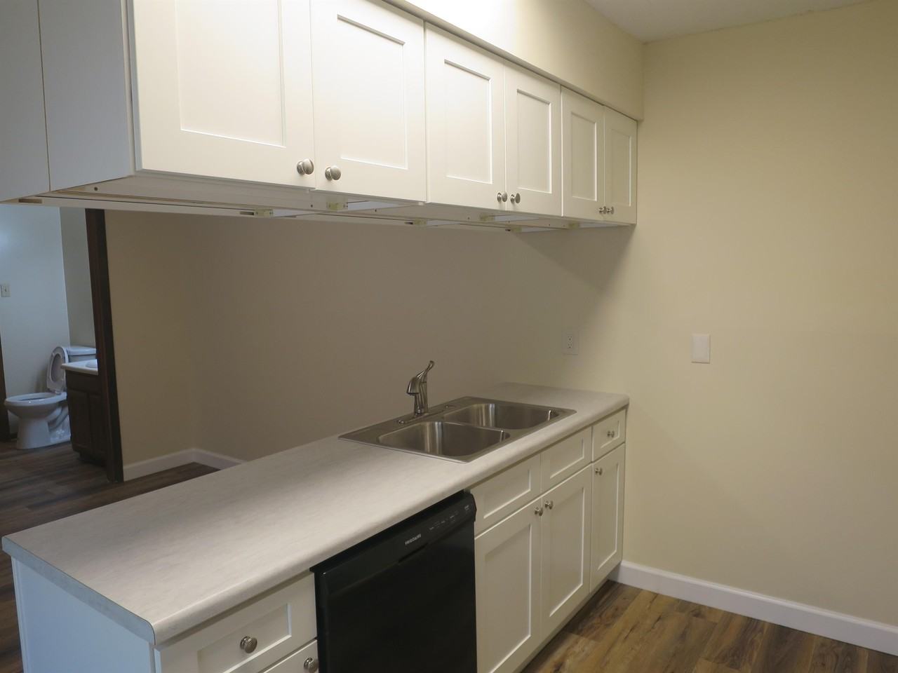 9004 Creekside Ln #C - Photo 6 of 17