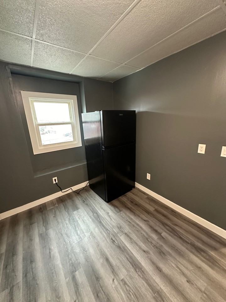 1202 Vestal Ave #1 - Photo 3 of 19