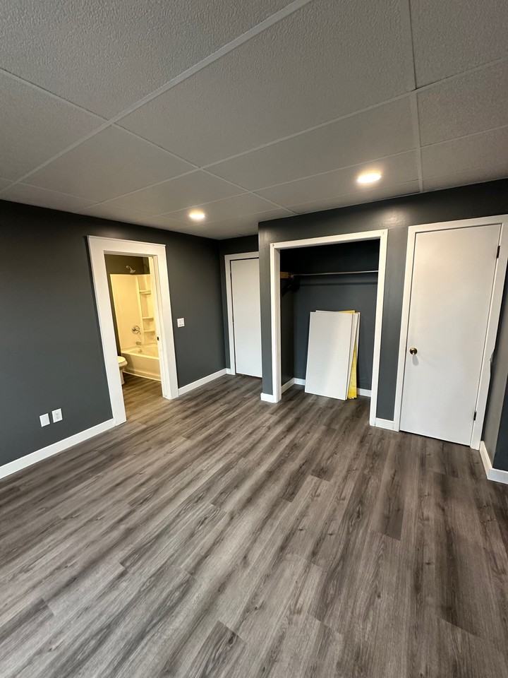1202 Vestal Ave #1 - Photo 4 of 19