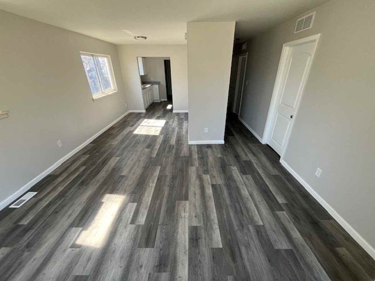 67 Brooks St - Photo 2 of 9