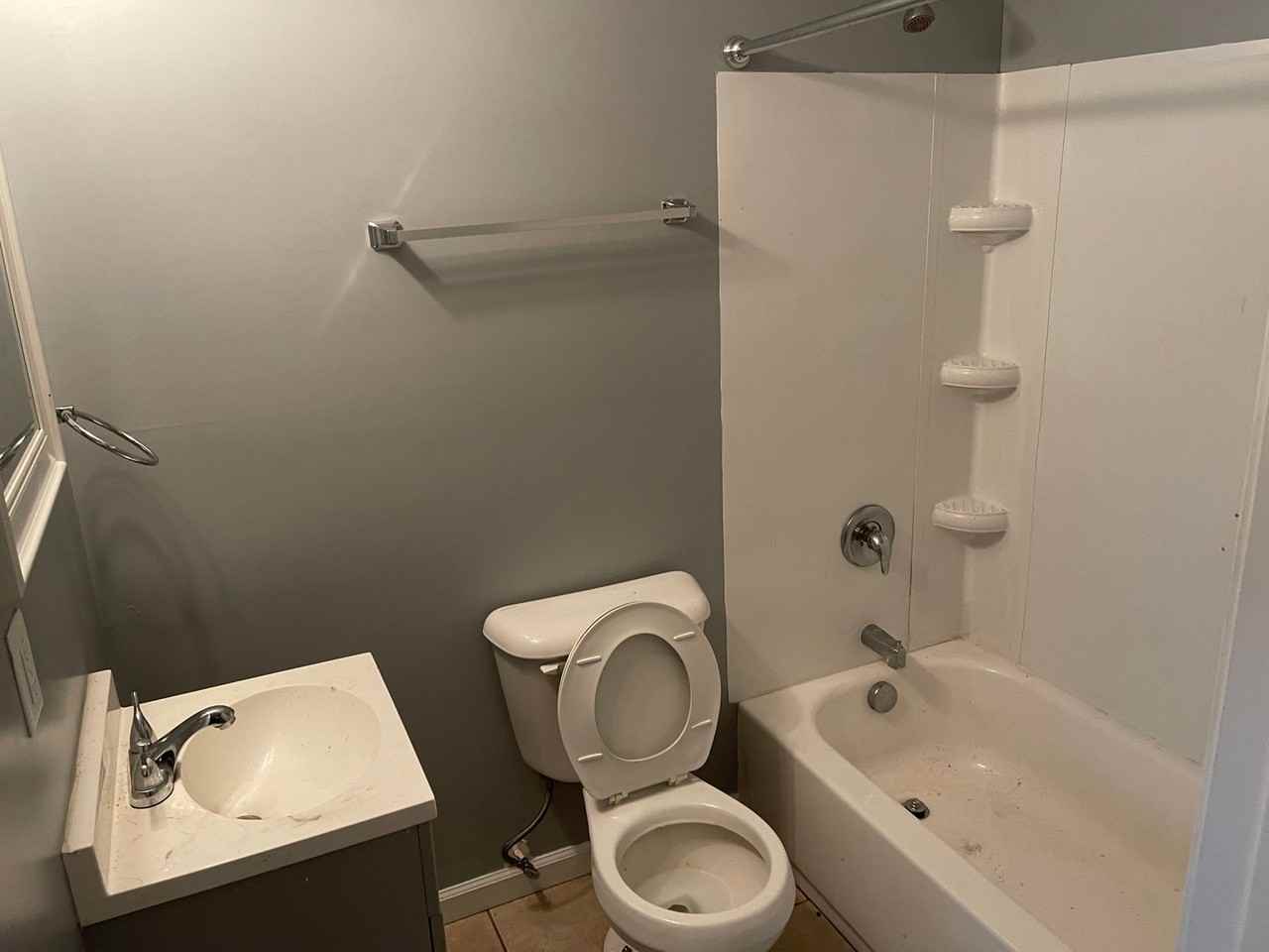 807-809 W. Courtois St. - Photo 5 of 12