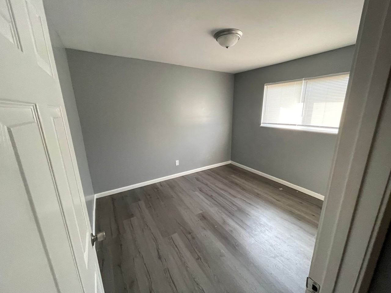 807-809 W. Courtois St. - Photo 6 of 12