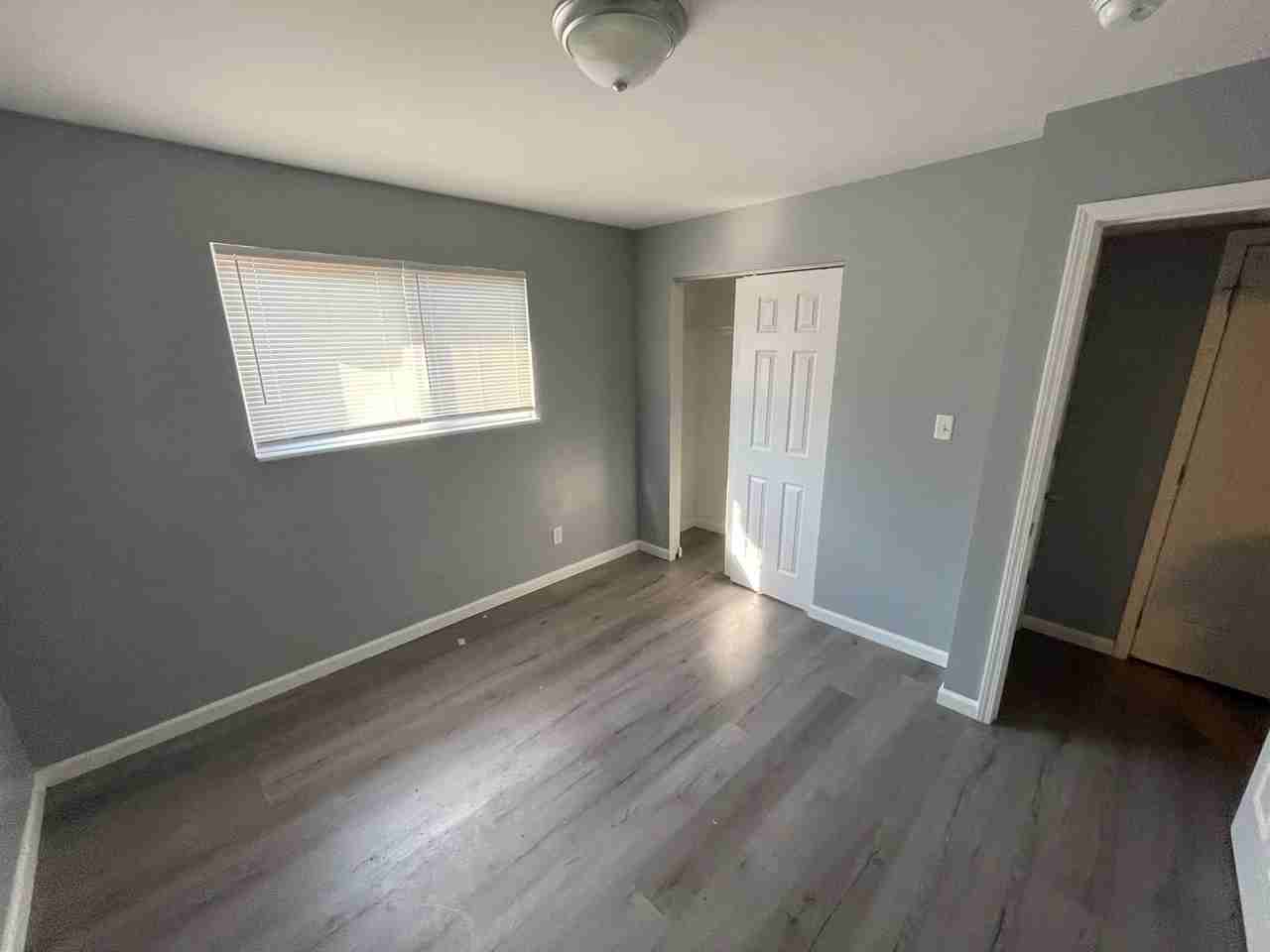 807-809 W. Courtois St. - Photo 7 of 12