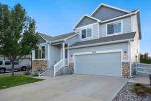 featured image of 2339 Thoreau Dr