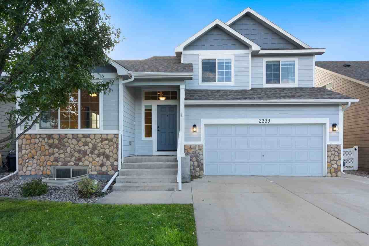 2339 Thoreau Dr - Photo 2 of 26