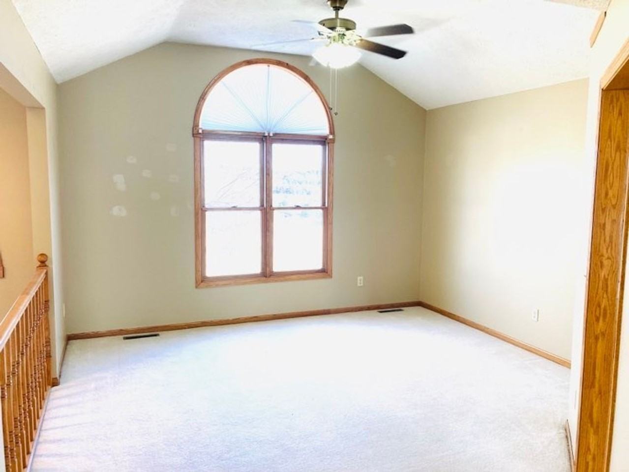 3101 Meadowvale Dr - Photo 3 of 28