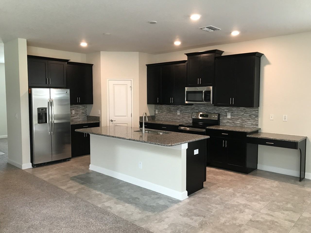 11131 Sycamore Woods Dr - Photo 6 of 49