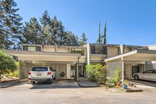 22717 Lakeview Dr - Photo 1 of 1