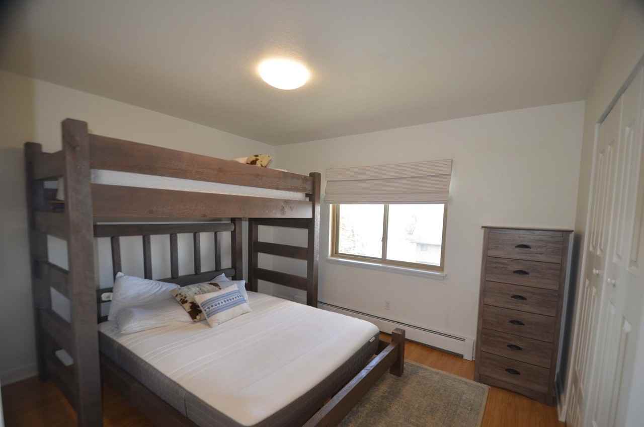 1143 Straight Creek Dr - Photo 6 of 18