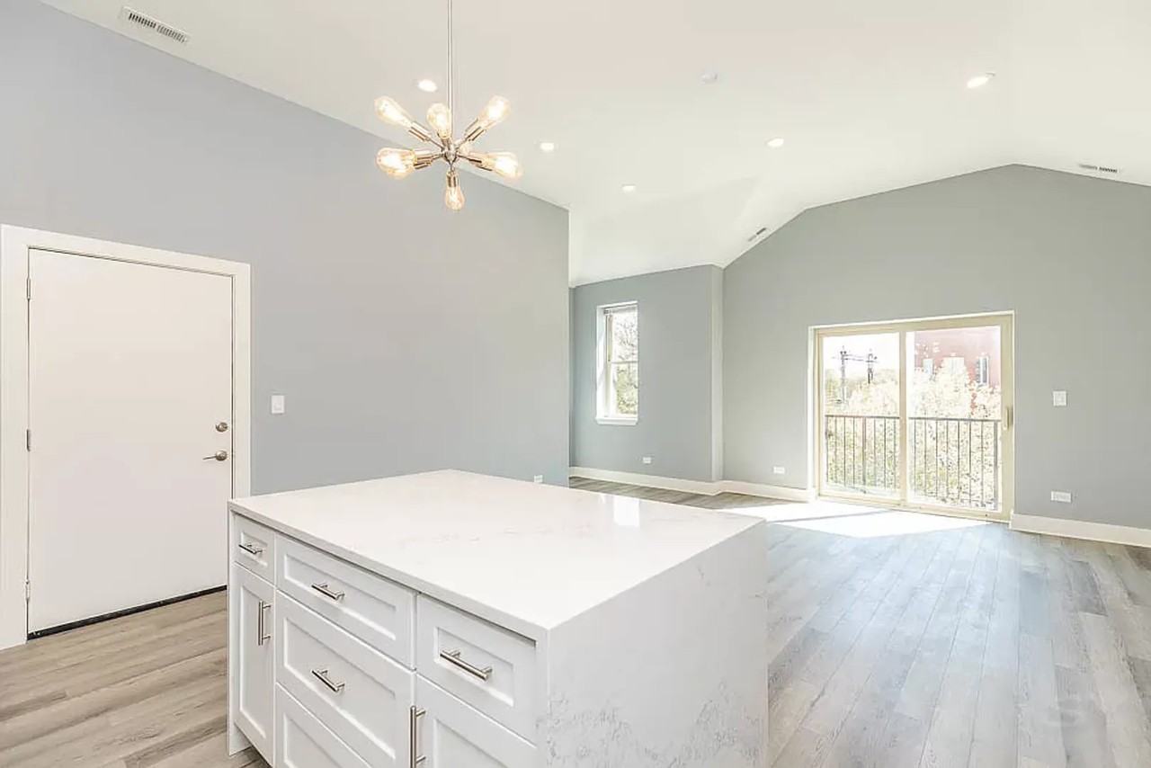 6632 S Kenwood Ave - Photo 3 of 28