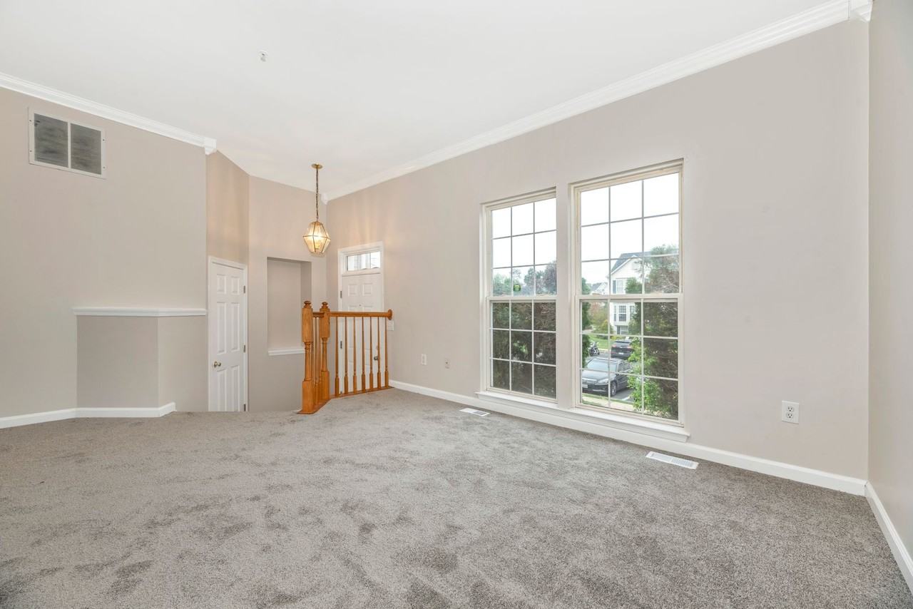 1804 Free Ter - Photo 2 of 37