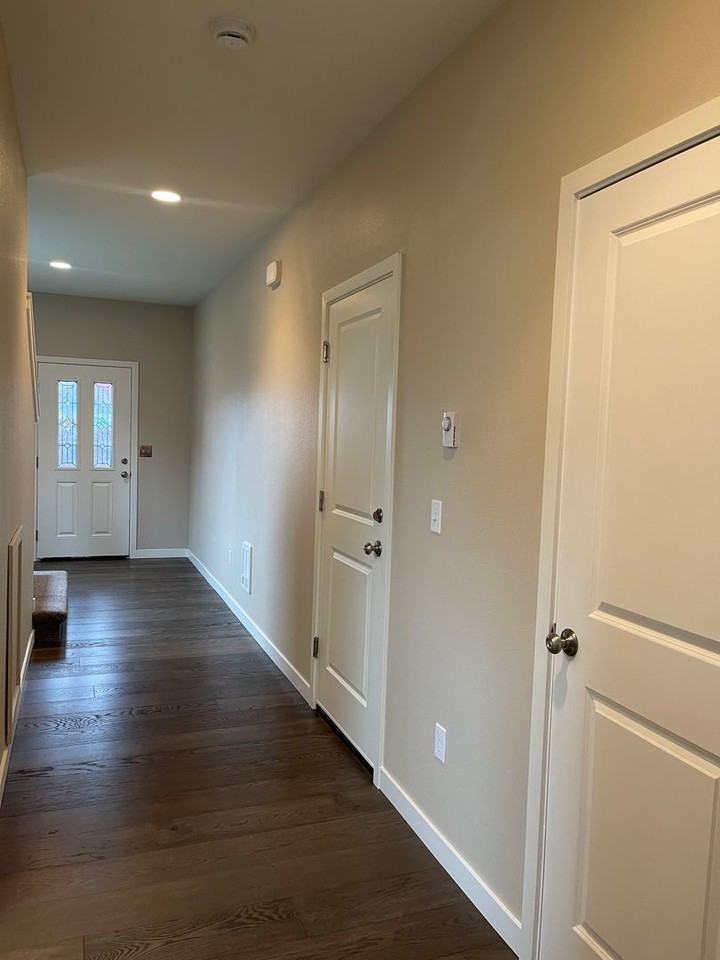 11164 Ne Hawkeye Pl - Photo 3 of 14