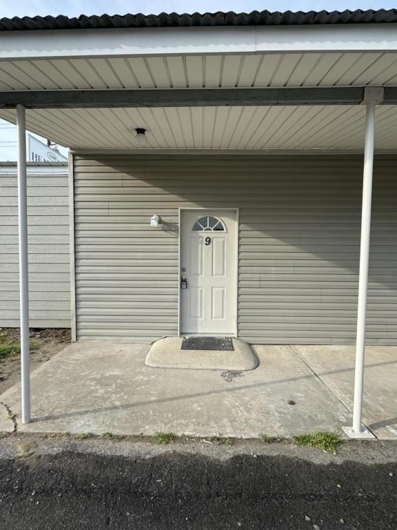 1308 W Choctaw St - Photo 3 of 18