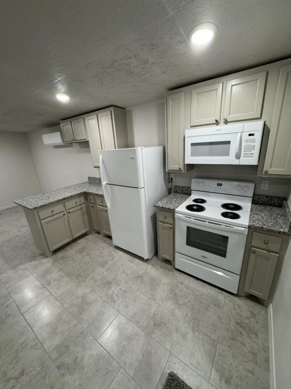 1308 W Choctaw St - Photo 5 of 18