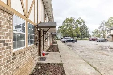 417 Anderson Ave - Photo 3 of 18