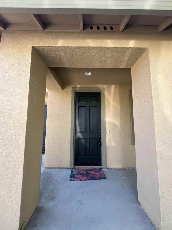 2223 Northview St - Photo 2 of 19