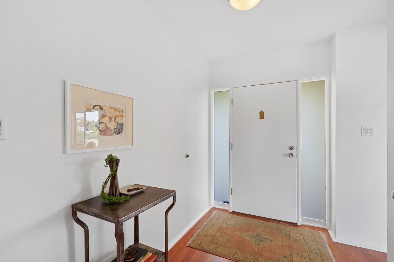 Effie St & Redesdale Ave - Photo 5 of 11