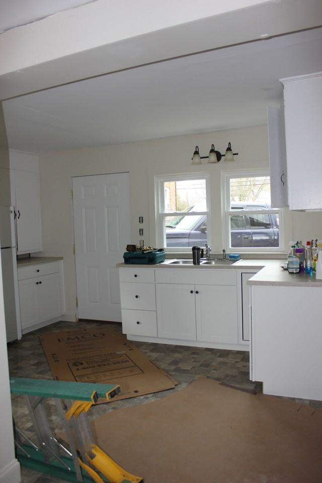 218 S Main St - Photo 5 of 12