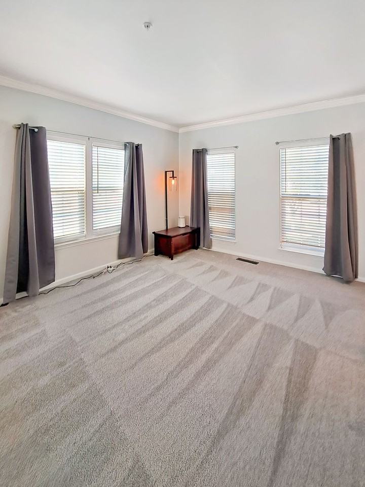 3429 Linden Grove Dr - Photo 3 of 50