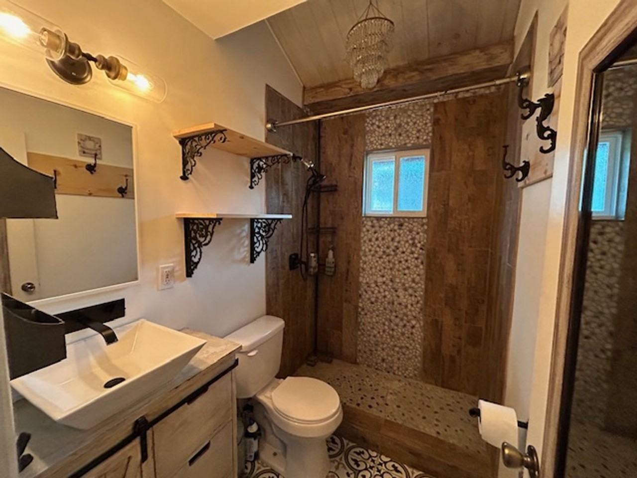 728 Vista Ave - Photo 4 of 8