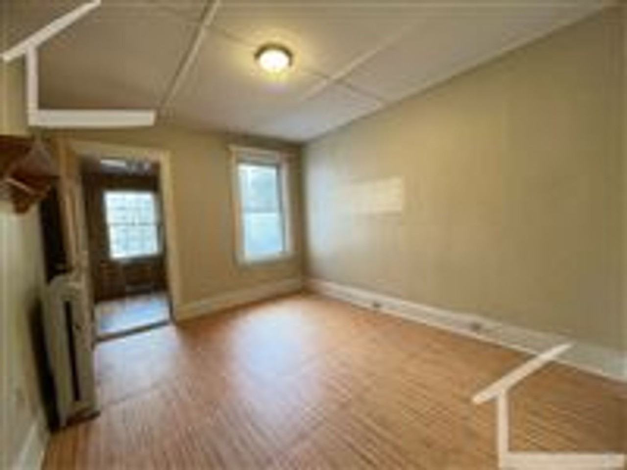 196 Kelton St - Photo 3 of 12