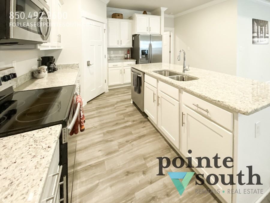 16416 Prado Loop - Photo 3 of 19