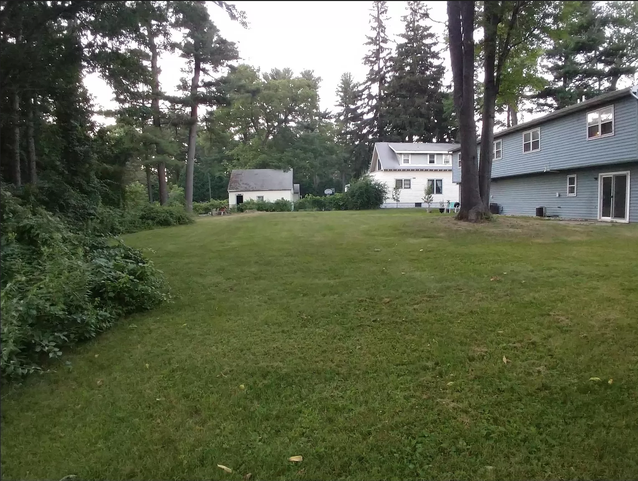 75 Elsmere Ave #A - Photo 3 of 10