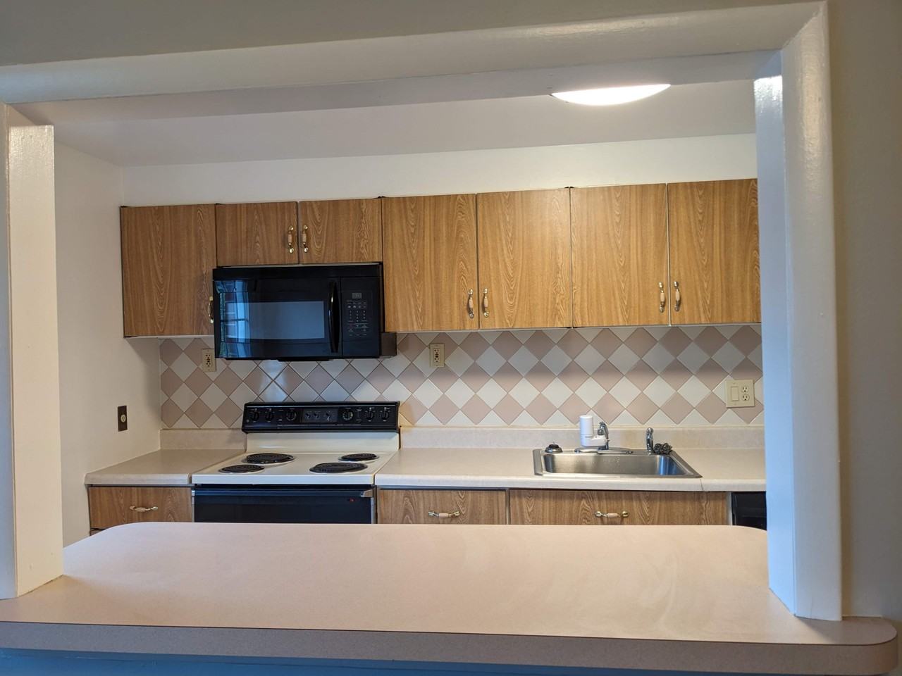 983 Regina Dr #NA - Photo 6 of 25