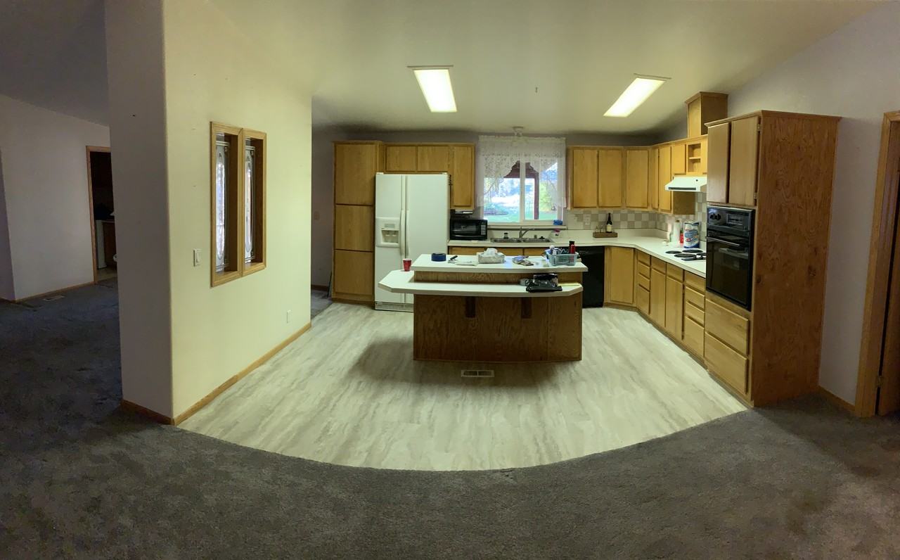 390 390 Bunn Pl #NA - Photo 2 of 4