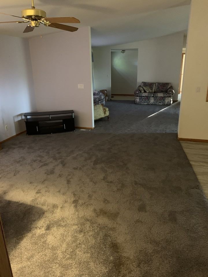 390 390 Bunn Pl #NA - Photo 3 of 4