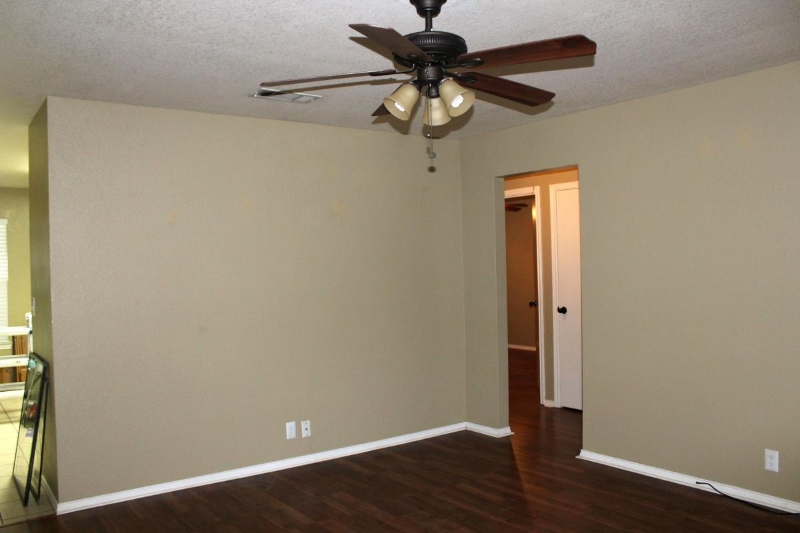 4306 Gleneagles Dr #A - Photo 3 of 14