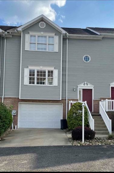 109 New Castle Dr - Photo 2 of 12