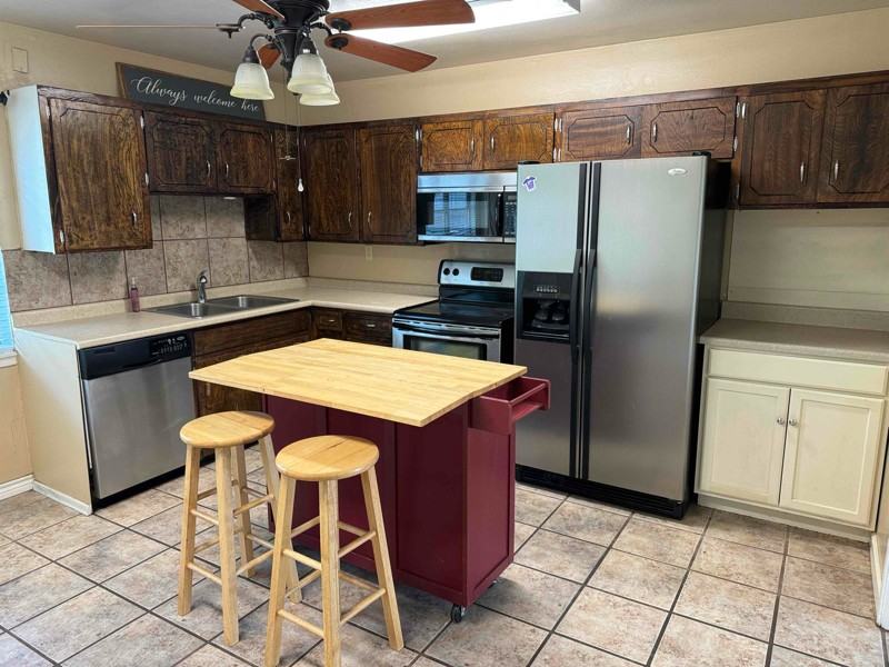 106 Hope Ln - Photo 3 of 13