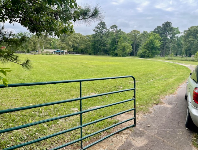 1443 E Texas Rd - Photo 2 of 22