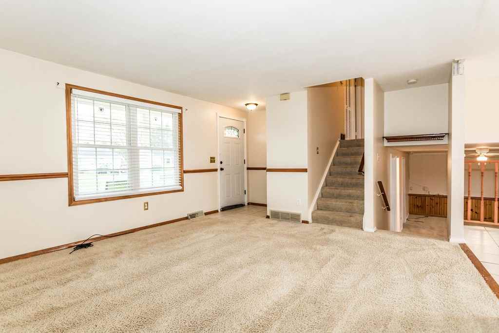 7934 Davis Rd N #1 - Photo 7 of 42