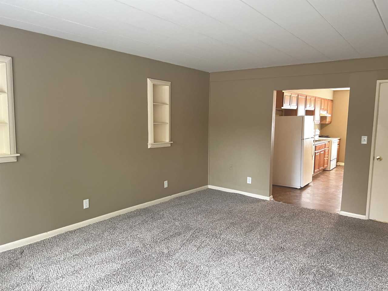 713 W CHURCH ST. - Photo 2 of 22