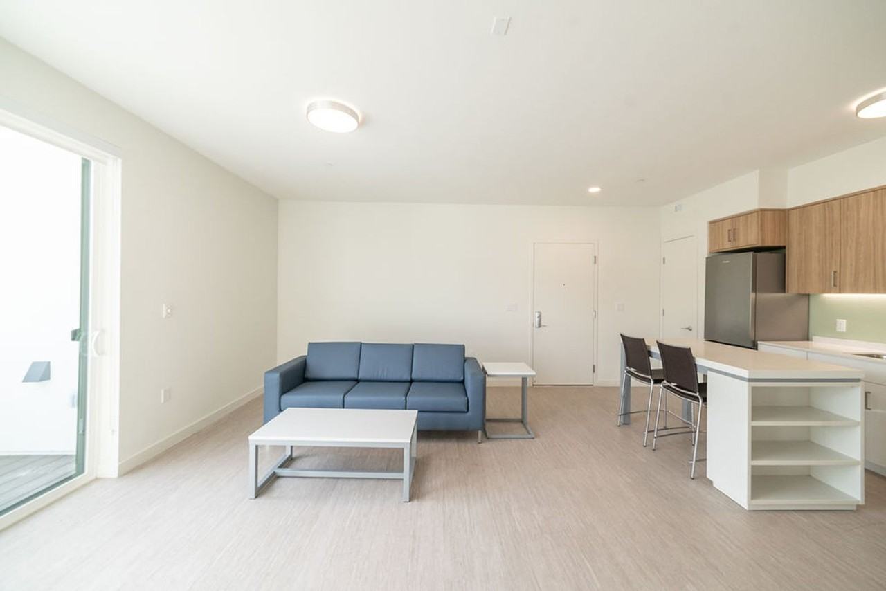Secure Your Dream Home at RUMI – Fully Furnished Units with Stunning Views! - Photo 5 of 50
