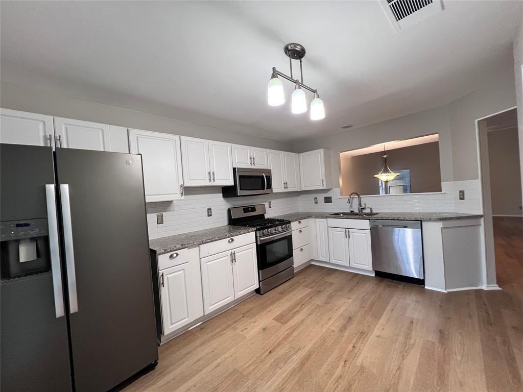 1518 White Oak Loop - Photo 3 of 8