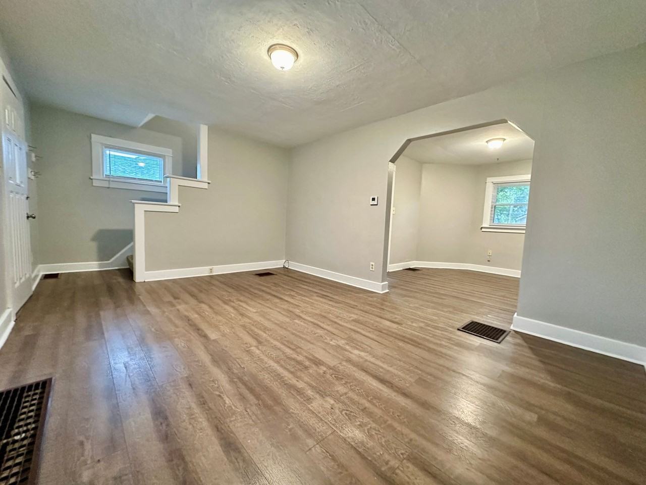 1828 Hazel Ave - Photo 3 of 17