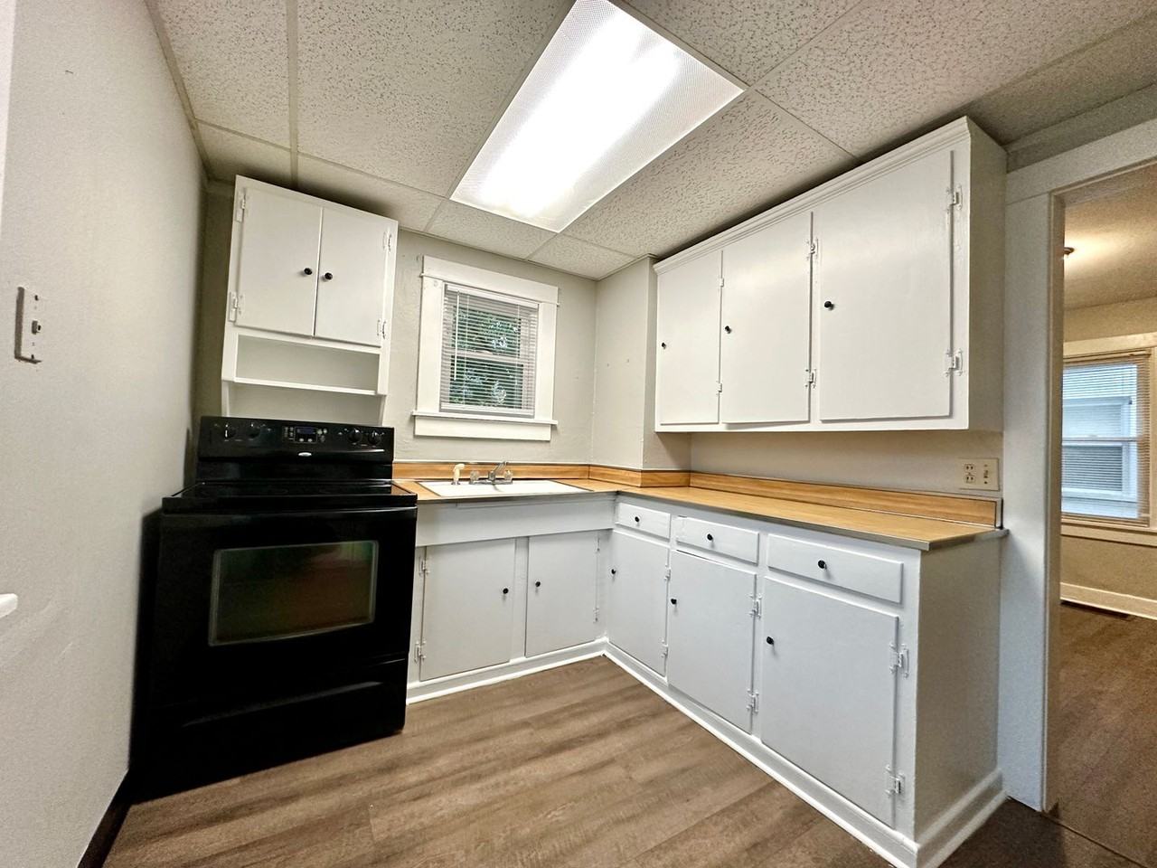 1828 Hazel Ave - Photo 6 of 17
