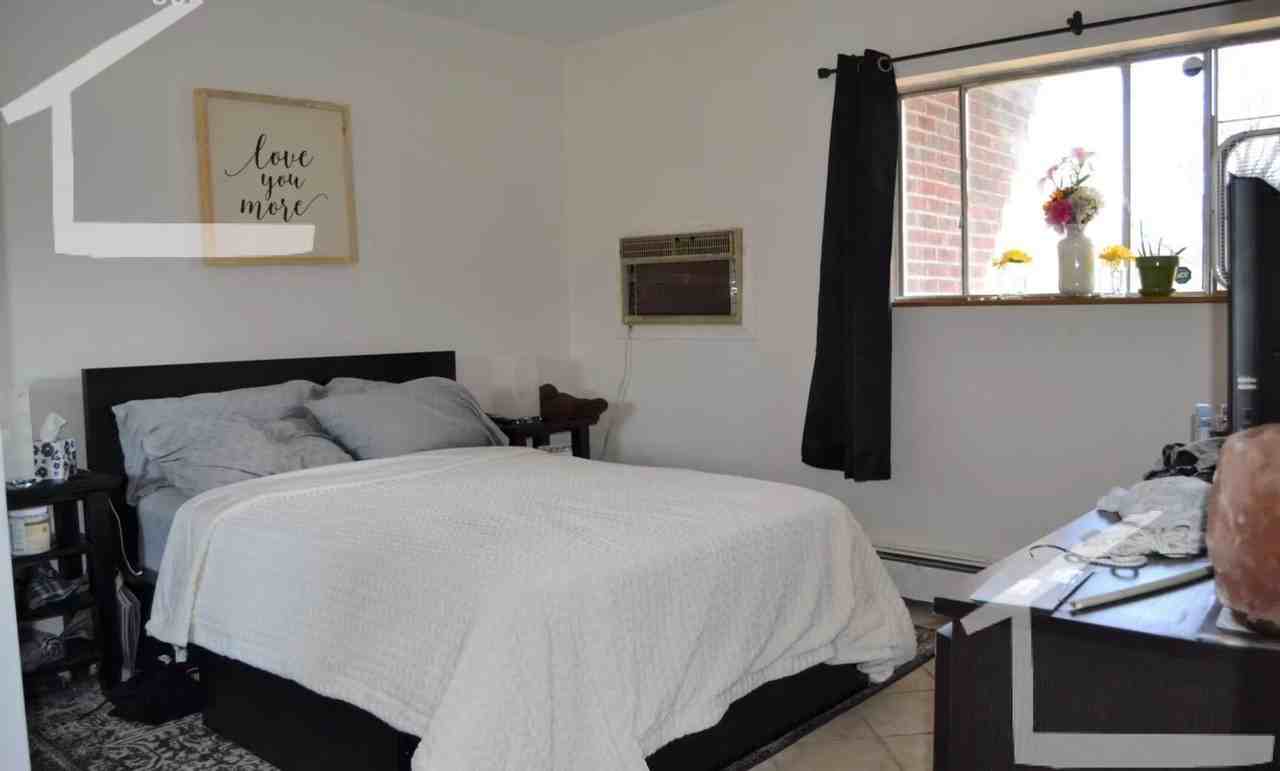 140 Kenrick St - Photo 3 of 13