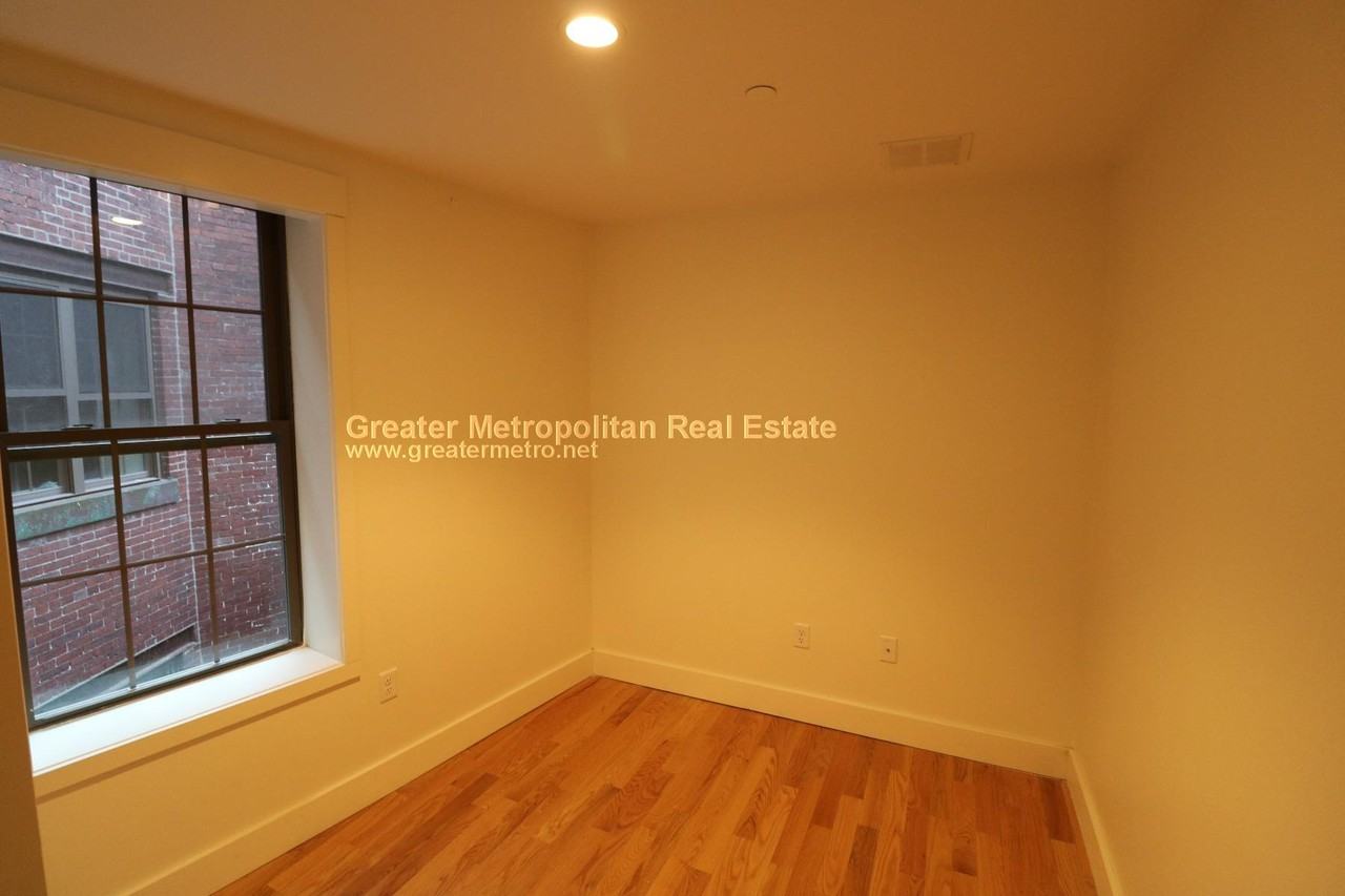 282 North St #6 - Photo 5 of 29