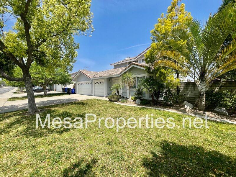 2407 N Sycamore Ave - Photo 2 of 21