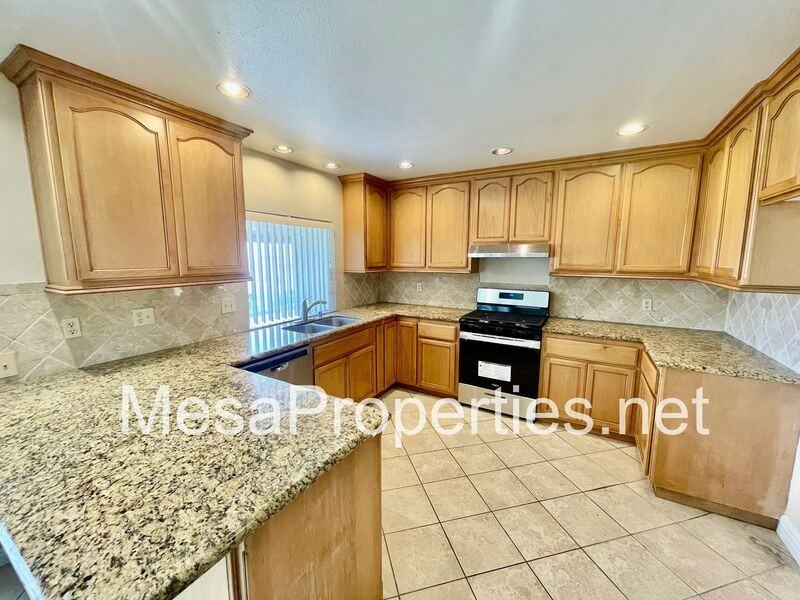 2407 N Sycamore Ave - Photo 6 of 21