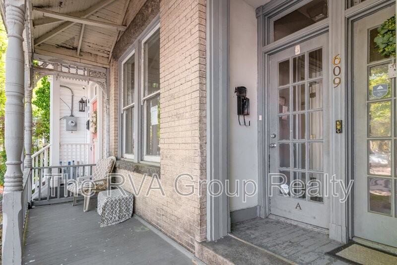 609 N 27th St #A - Photo 7 of 38